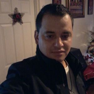 Meet your Posher, Gerardo